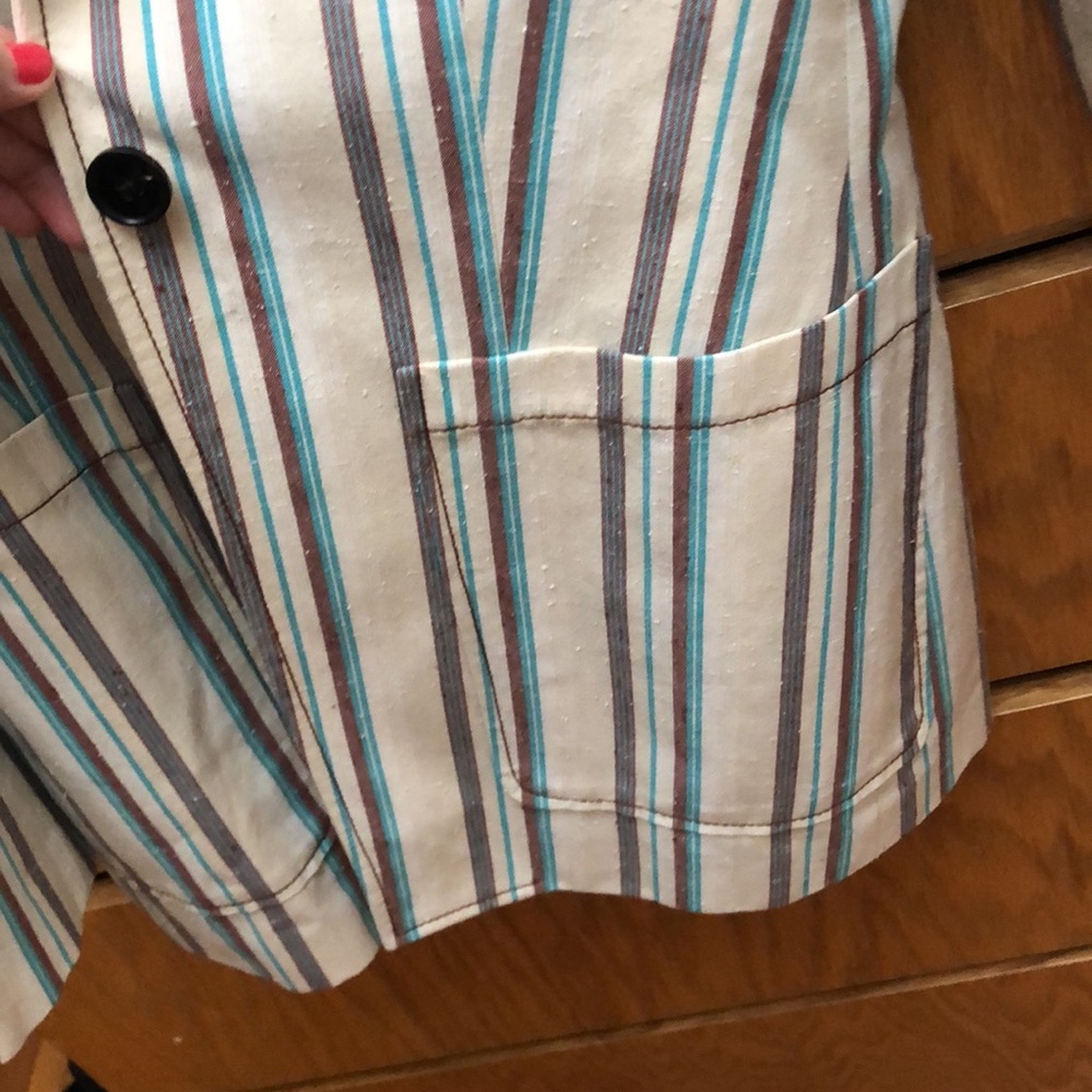 Striped one button blazer - Picture 4 of 9